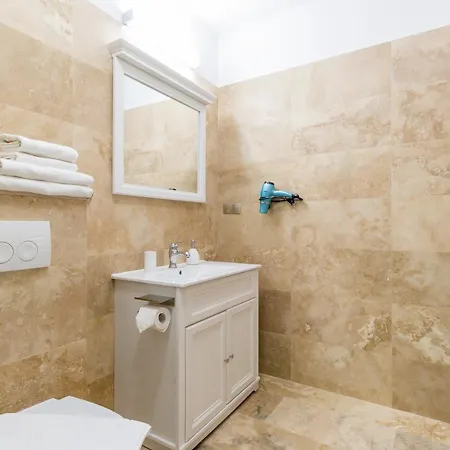Lejlighed Lovely Ground Floor Cluj-Napoca