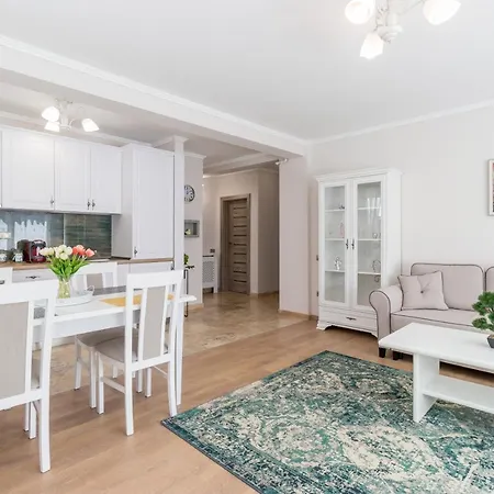 Lovely Ground Floor *